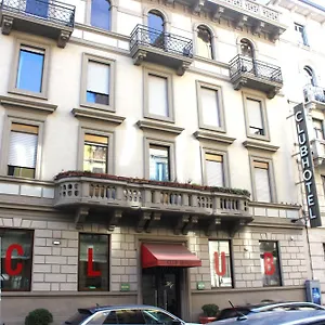 Club 3*, Milano Italia