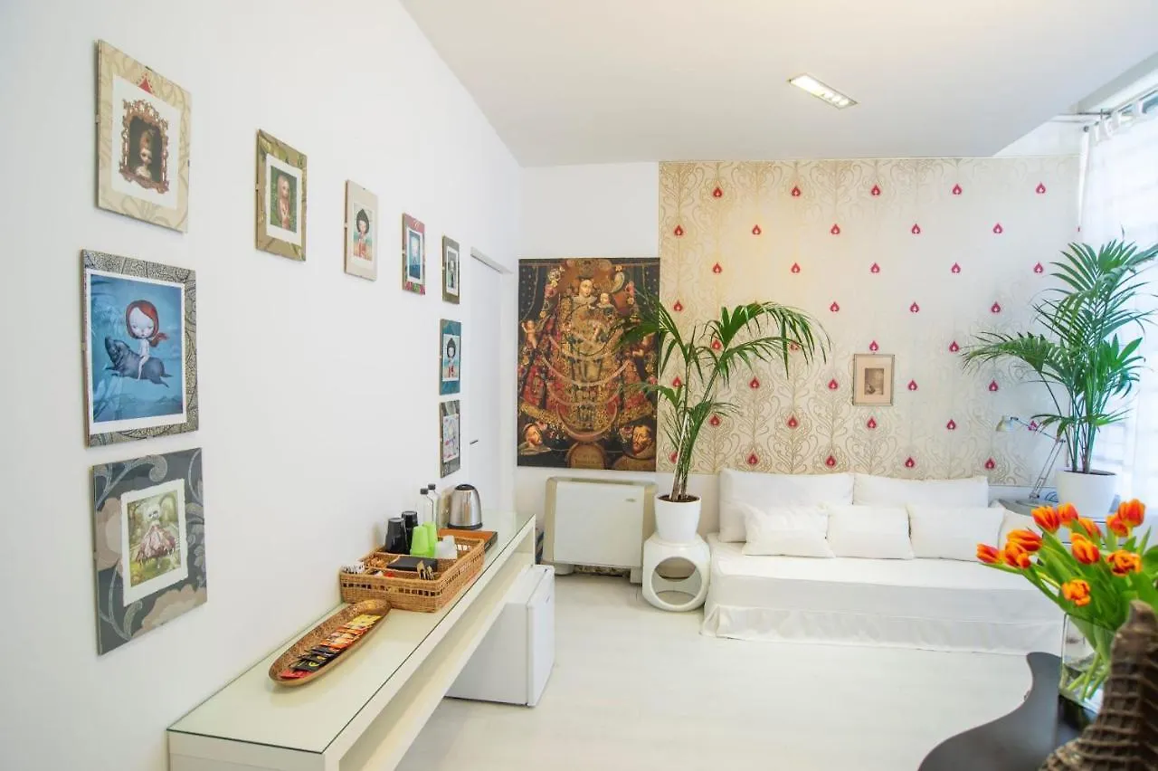 Bed and Breakfast My Place Suite Apartment - Milano Navigli